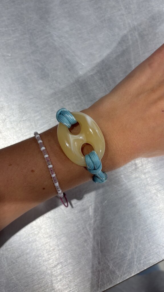 Pignose Bracelet - Ecru/Turquoise Cord