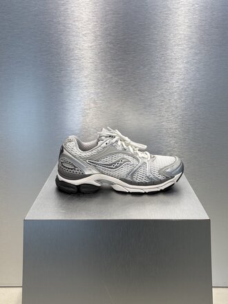 Saucony Progrid Thiumph 4 - White/Silver