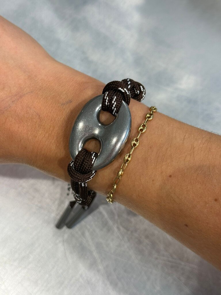 Silver pignose - Brown cord