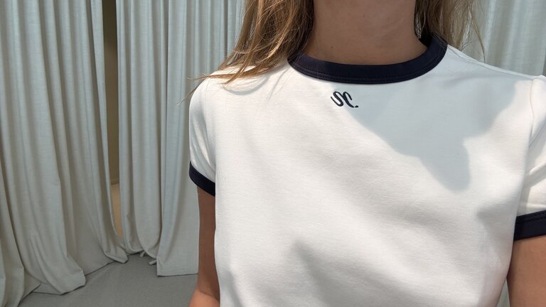 NOTED Donni T-shirt - White/Dark Blue