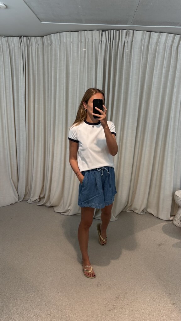 NOTED Donni T-shirt - White/Dark Blue