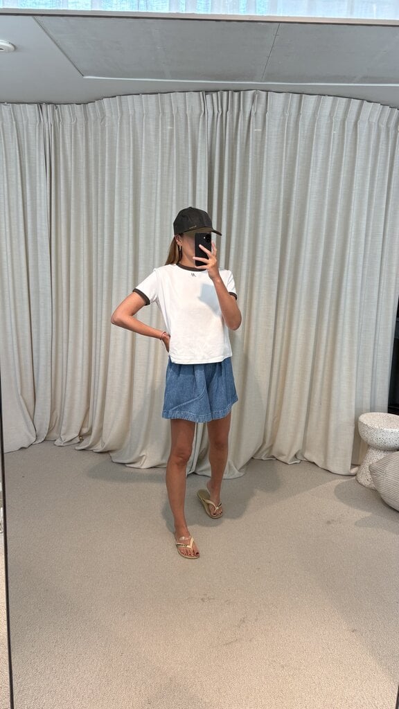 NOTED Donni T-shirt - White/Khaki