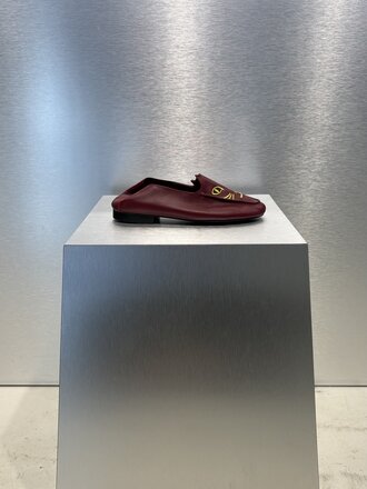 AVDW Catty Loafer - Burgundy/Gold