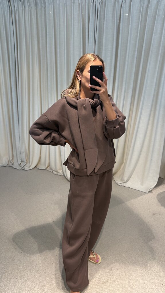 RE/BORN Agnes Sweater - Taupe