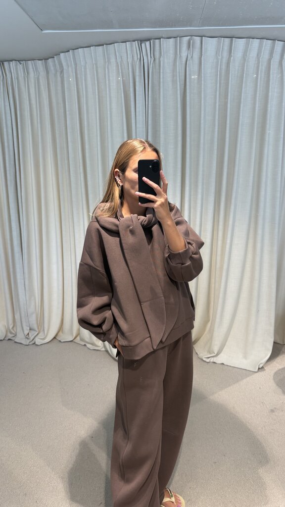 RE/BORN Agnes Sweater - Taupe