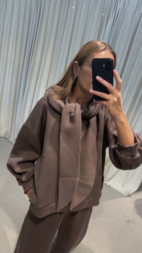 RE/BORN Agnes Sweater - Taupe