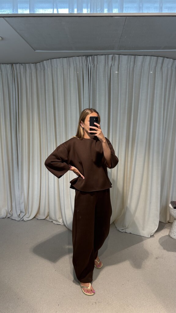 RE/BORN Izy Sweater - Chocolate