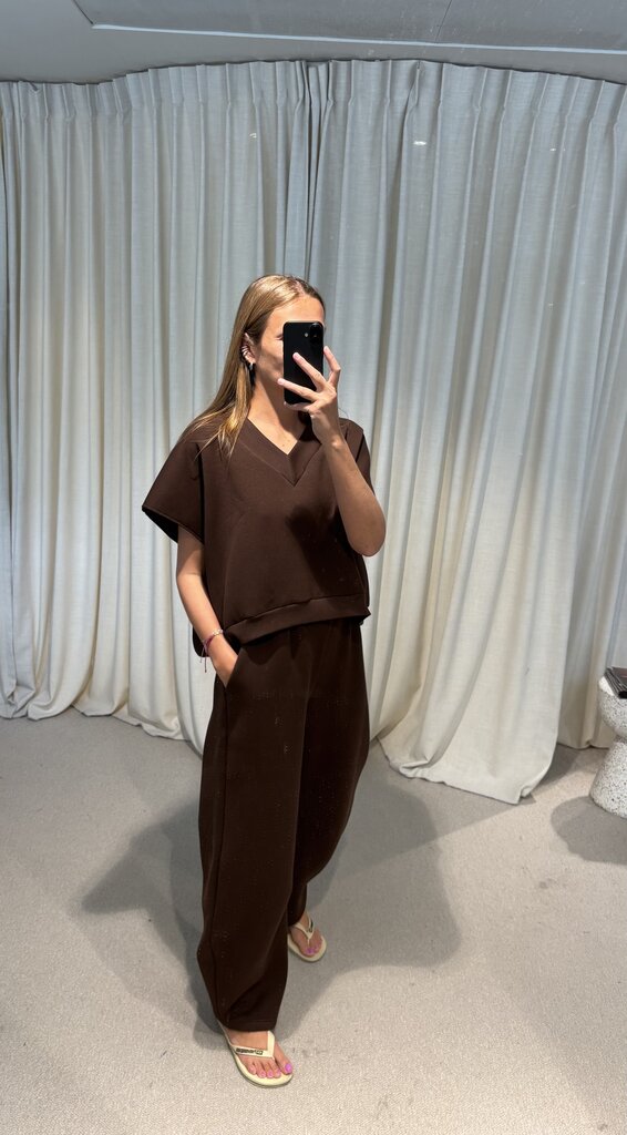 RE/BORN Barcelona Sweater - Chocolate