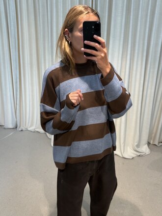 Oti Chloé Knit - Camel/Blue Striped