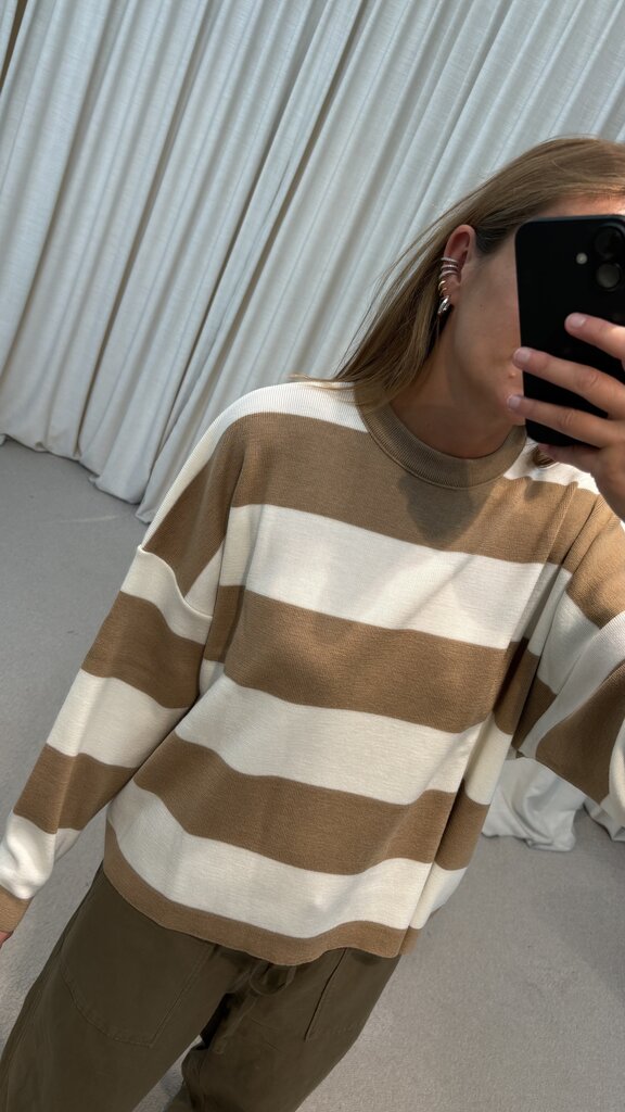 Oti Chloé Knit - Camel/Off White Striped