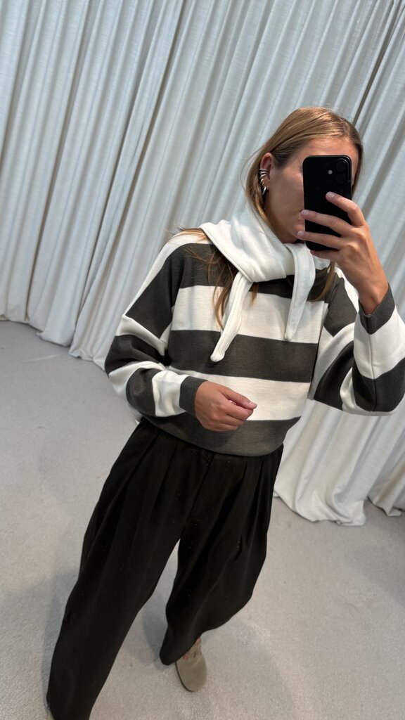 Oti Chloé Knit - Khaki/Ecru Striped