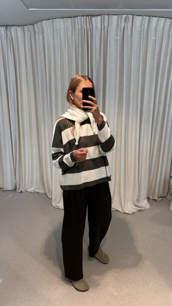 Oti Chloé Knit - Khaki/Ecru Striped