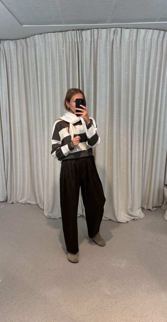 Oti Chloé Knit - Khaki/Ecru Striped