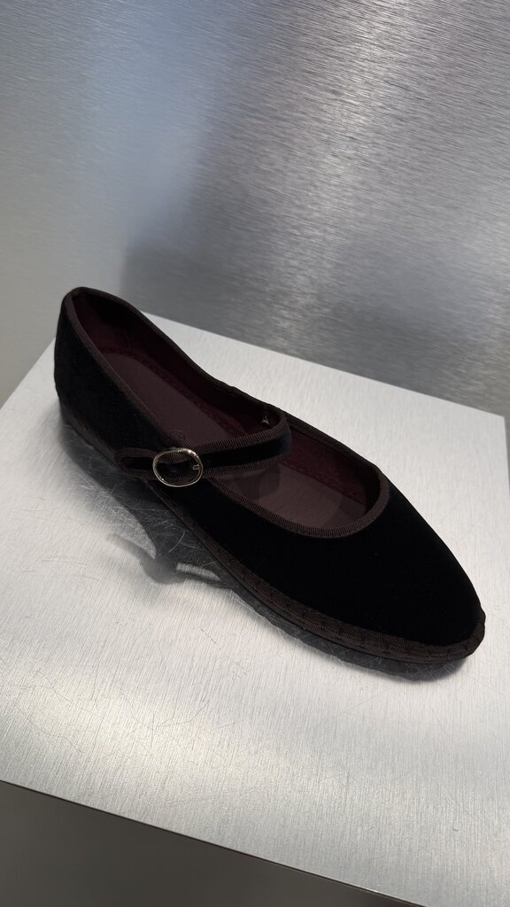 Flabelus Sethe Mary Jane - Negro