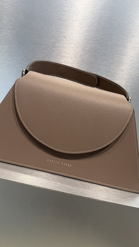 Zarina Rouge Helena Handbag - Dust