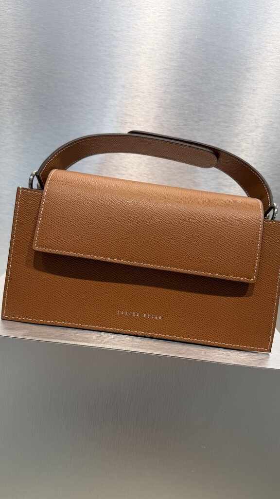 Zarina Rouge Leo Handbag - Toffee