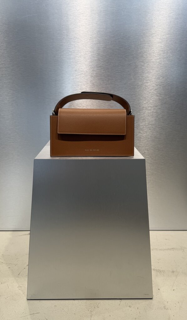 Zarina Rouge Leo Handbag - Toffee