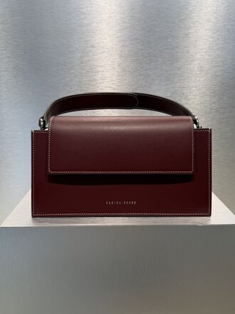 Zarina Rouge Leo Handbag - Cranberry