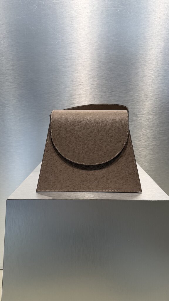 Zarina Rouge Suri Handbag - Dust