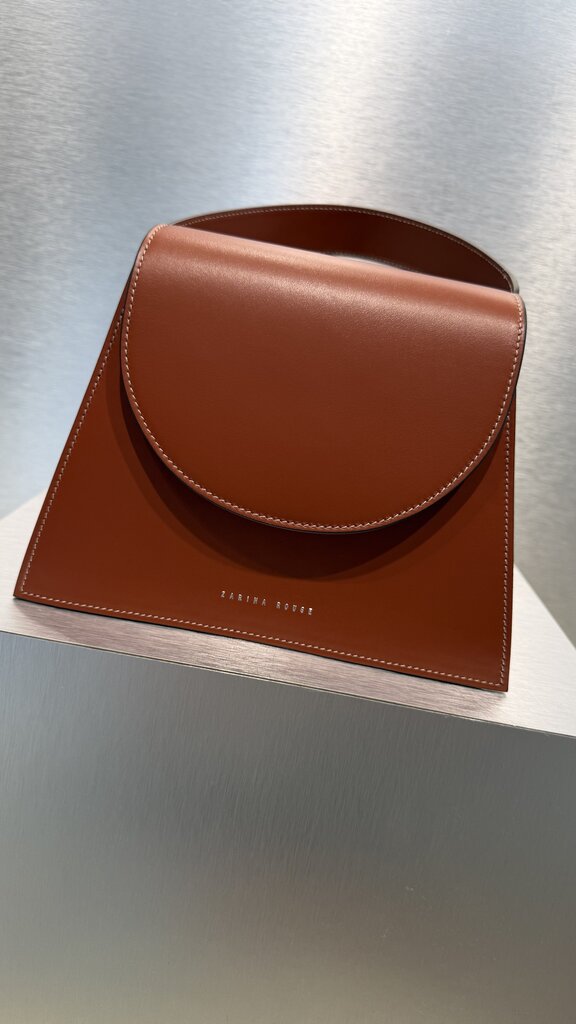 Zarina Rouge Suri Handbag - Caramel