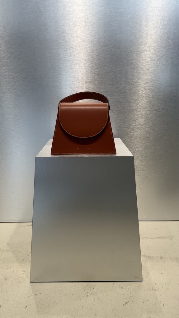 Zarina Rouge Suri Handbag - Caramel