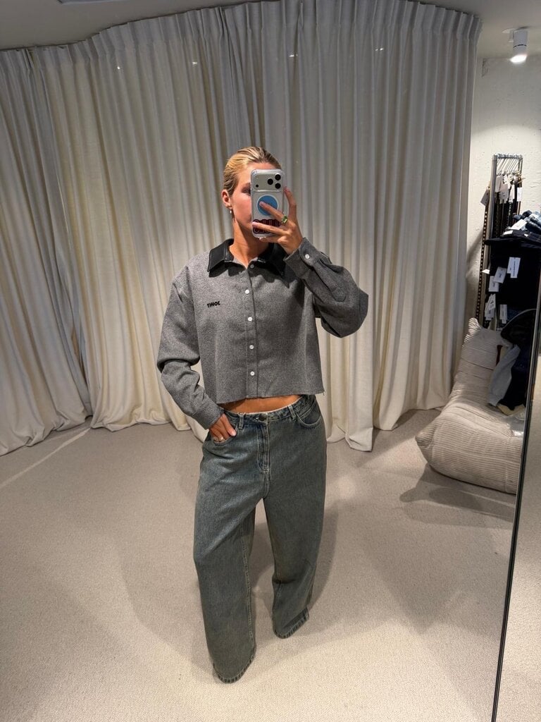 JOHNY Frankie Crop Shirt - Grey