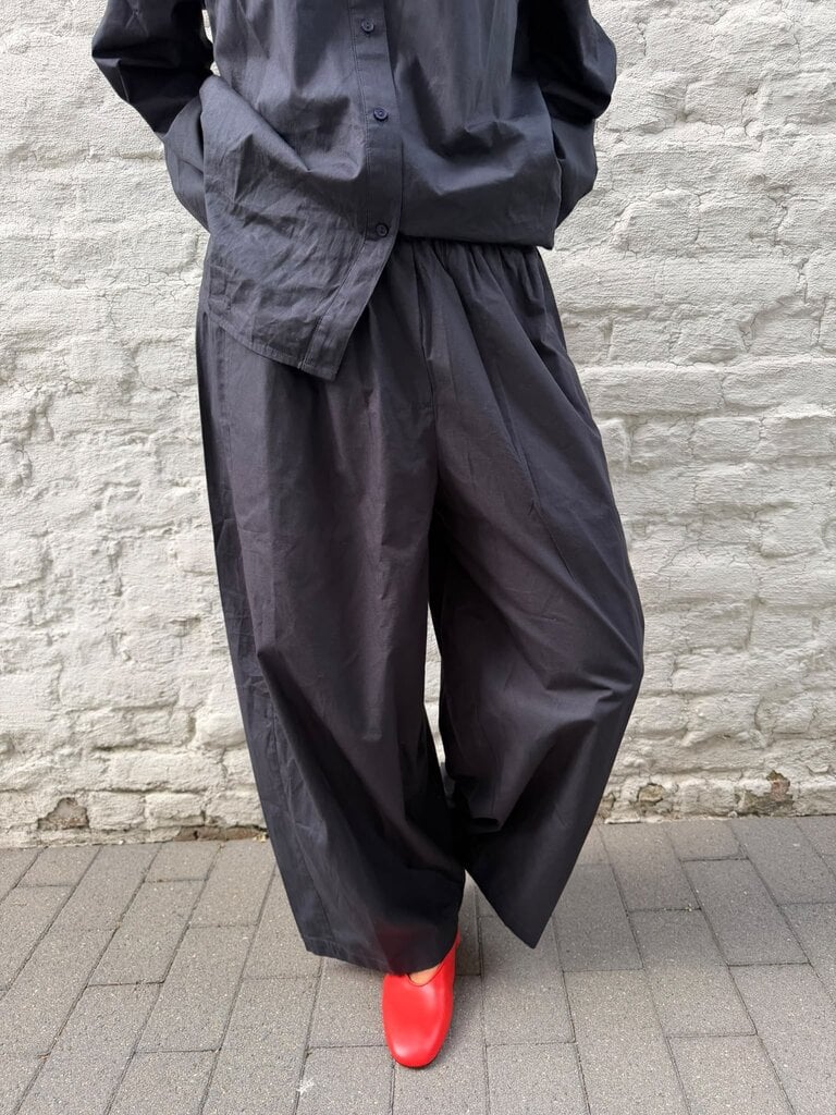 Anne-mi Irissa Balloon Pants - Dark Navy