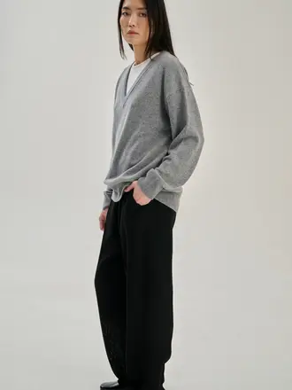 Rhea Knitted V-neck - Mid Grey