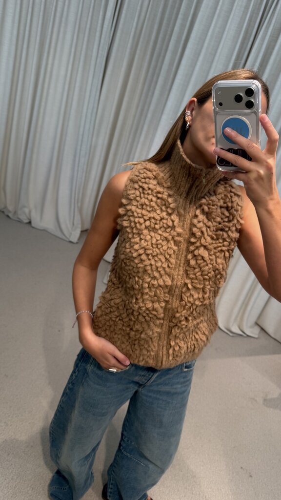 INTI Oso Vest Knitted - Sand