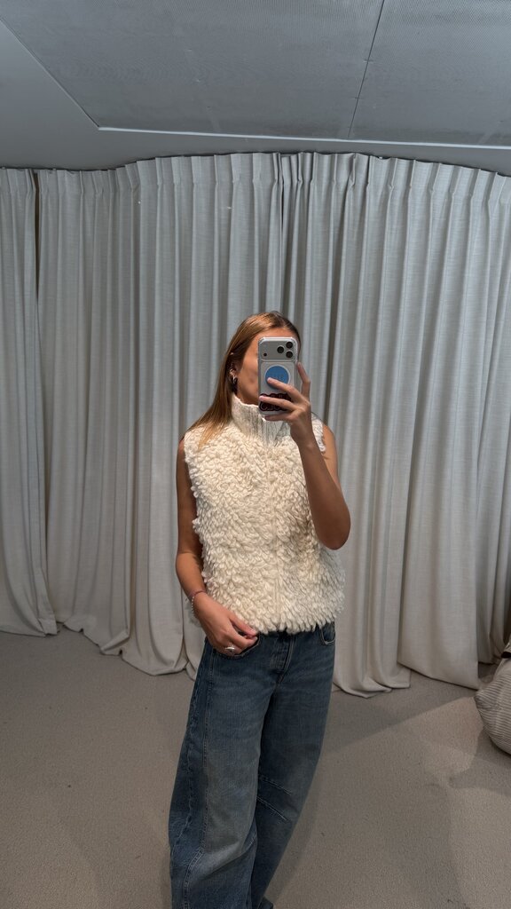 INTI Oso Vest Knitted - Ecru