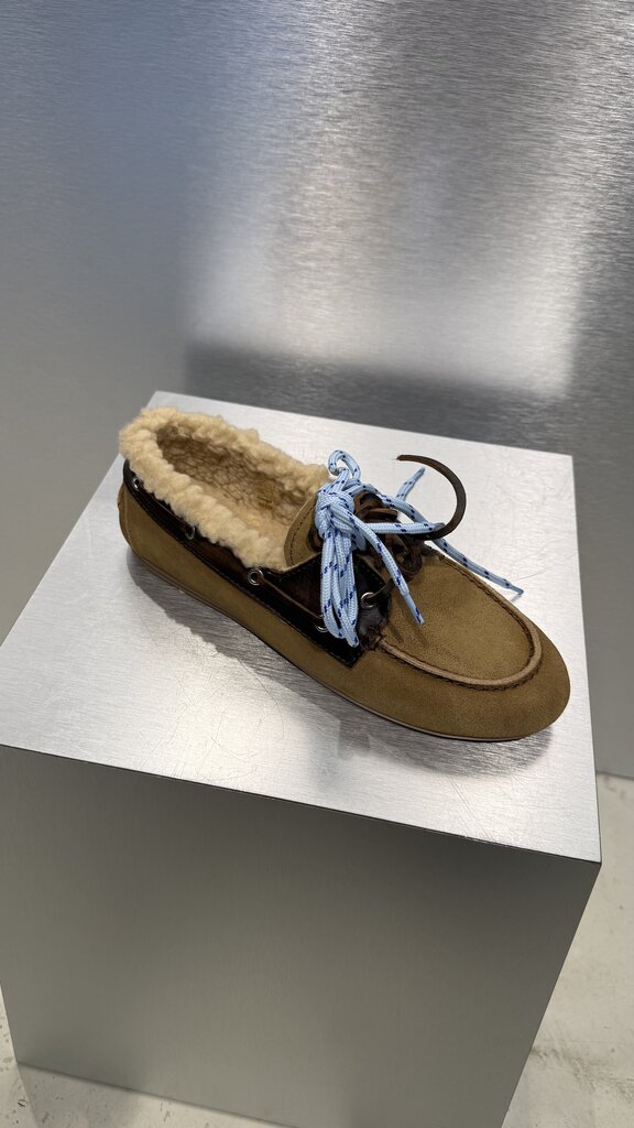 Posa Boat loafer brushed suede - FUR - Coffee/ caramelo
