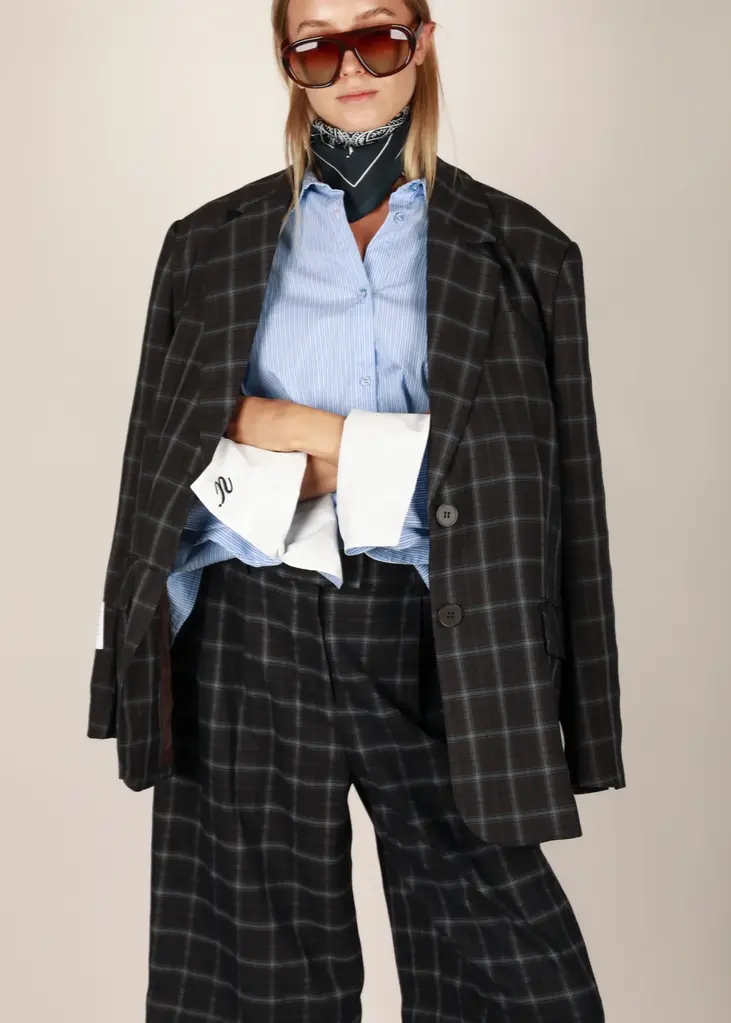 NOTED Abbi Bermuda - Checkered