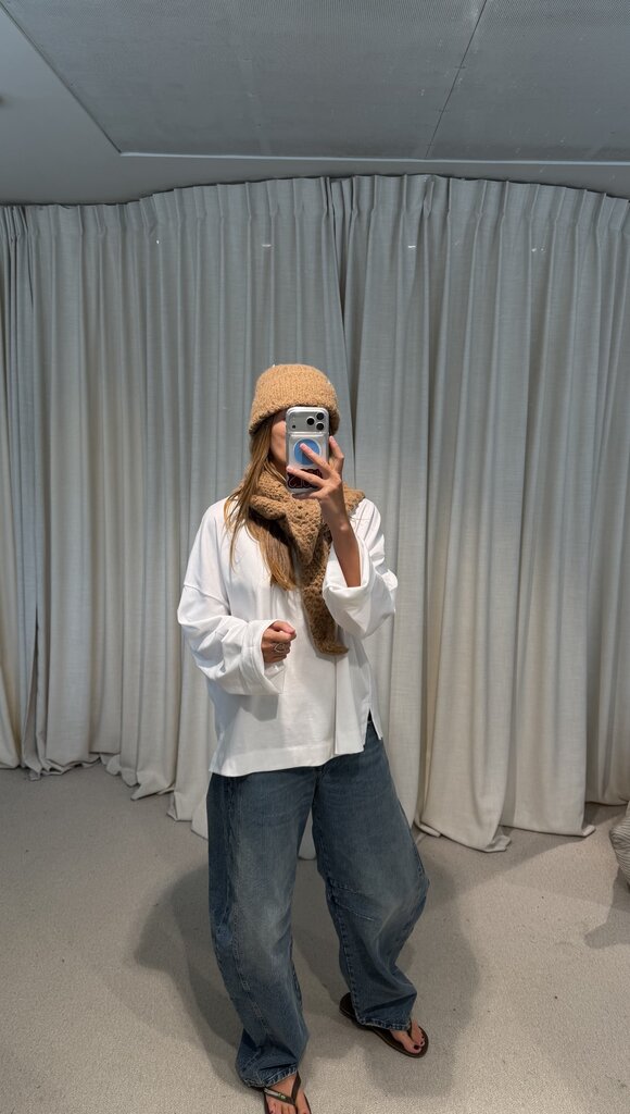 INTI Falie Knitted Scarf - Sand