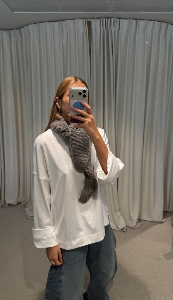 INTI Falie Knitted Scarf - Carbon