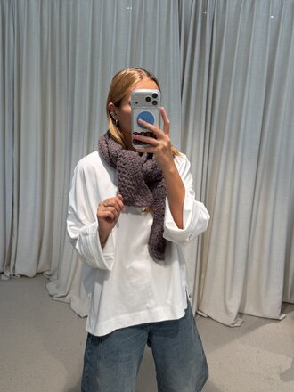 INTI Falie Knitted Scarf - Plum