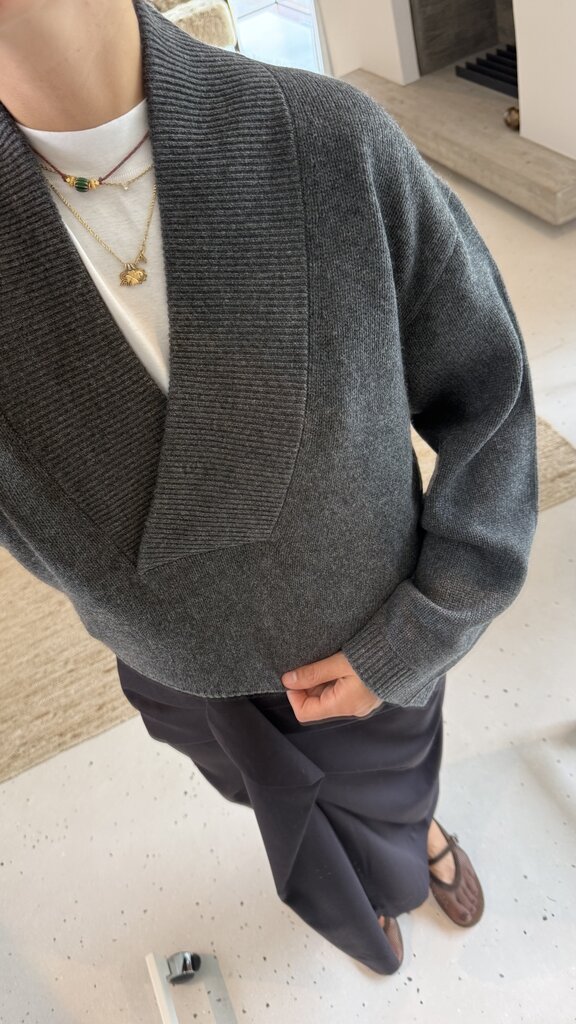 Rae Maple V-neck - Korat