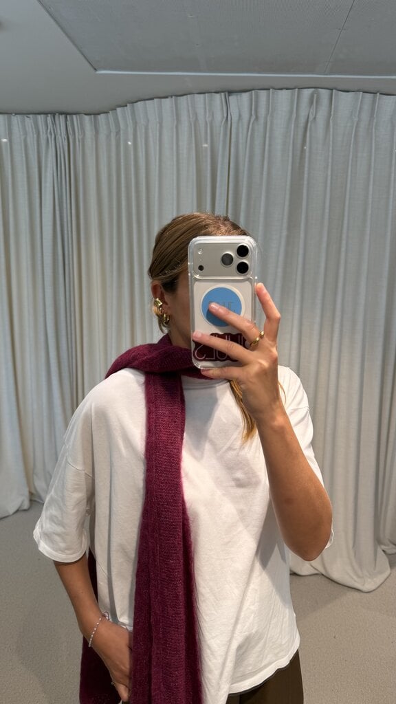 No Man's Land Knitted Mohair Scarf - Soft Cherry