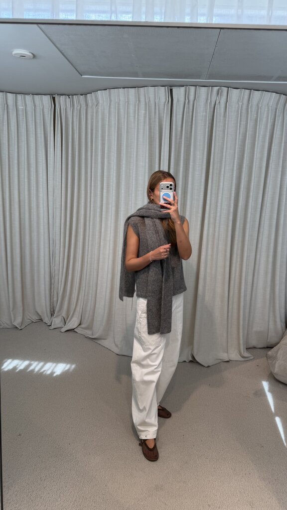 No Man's Land Knitted Mohair Scarf - Soft Grey