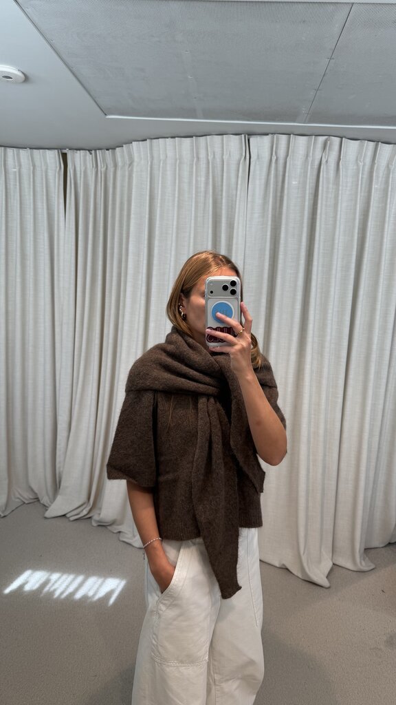 No Man's Land Triangle Scarf - Dark Mink