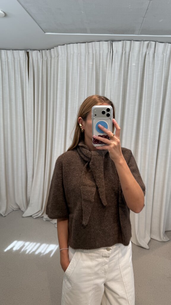 No Man's Land Knitted Triangle - Dark Mink