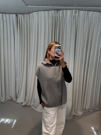 No Man's Land Turtleneck Top - Core Black