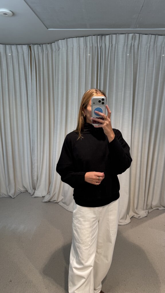 No Man's Land Turtleneck Top - Core Black