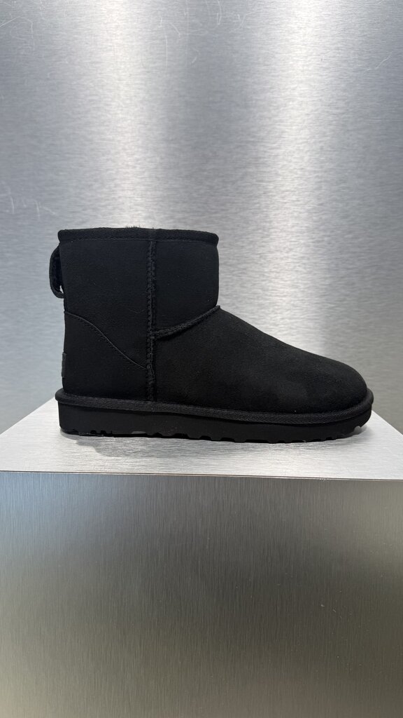 UGG UGG Classic Mini II - Black