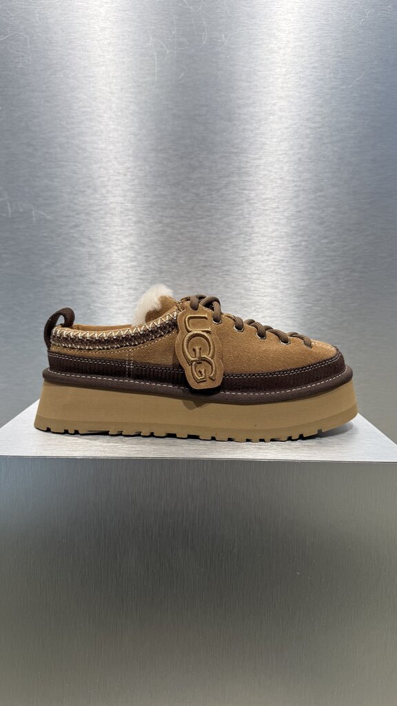 UGG UGG Heritage Lace-Up Slipper - Chestnut