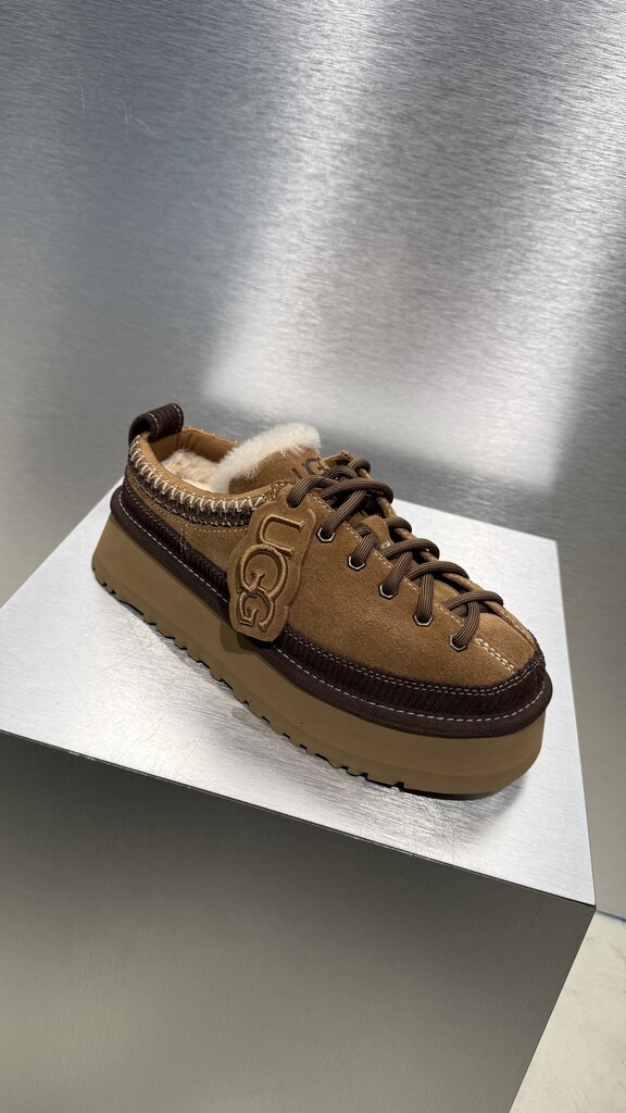 UGG UGG Heritage Lace-Up Slipper - Chestnut