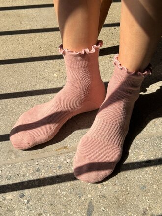 Le Bon Shoppe Ruffled Hugger Crew Socks - Vintage Pink/Black