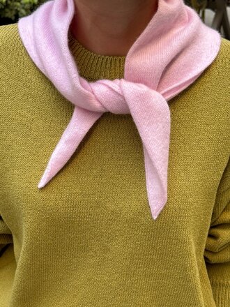 Le Bon Shoppe Cashmere Bandana - Baby Pink