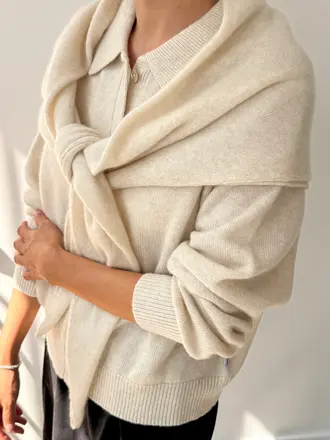 Le Bon Shoppe Cashmere Triangle Shawl - Oatmeal