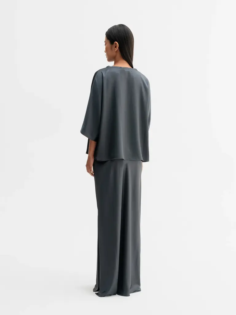 Ahlvar Gallery Tori Satin Tee - Dark Grey