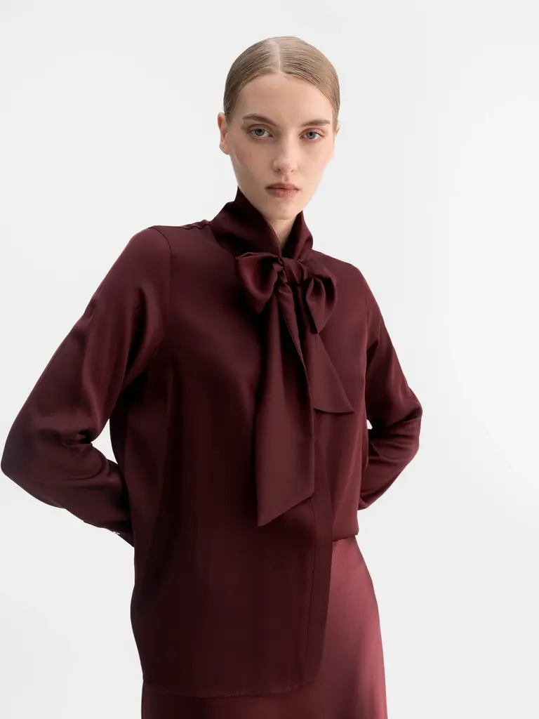 Ahlvar Gallery Miki Blouse - Burgundy